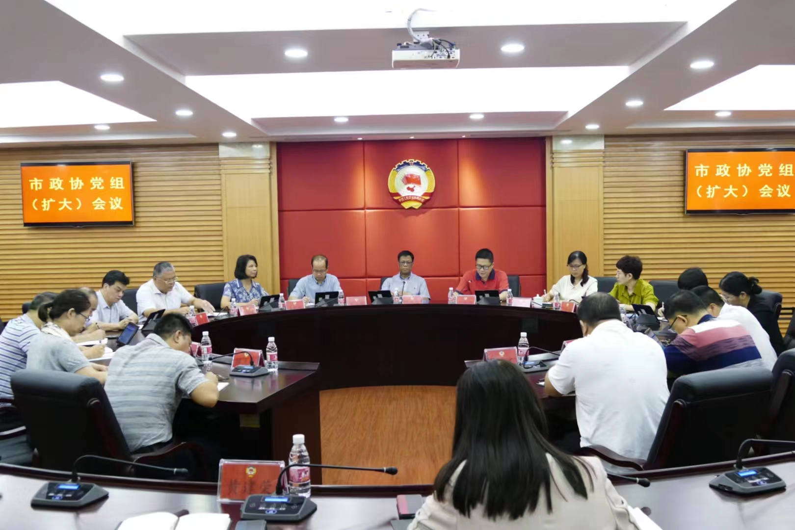 图片 1.jpg